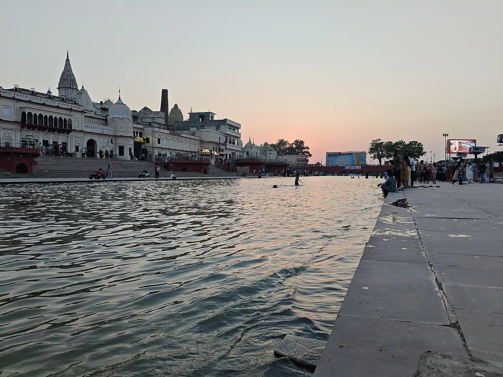 Ram Ki Paidi ghat on the Saryu